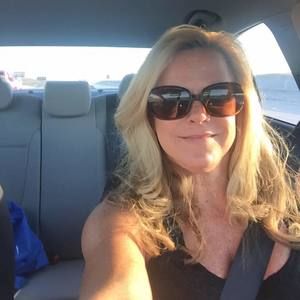 Meet your Posher, Rhonda